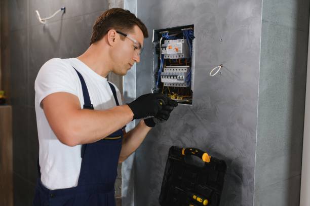 Best Local Electrician Companies  in Centreville, VA